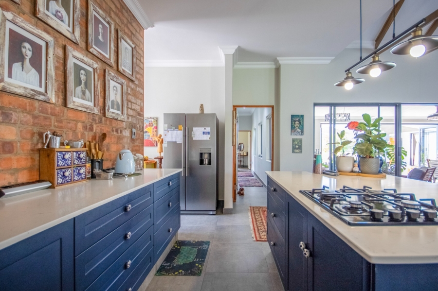 3 Bedroom Property for Sale in WestLake Country Safari Estate North West